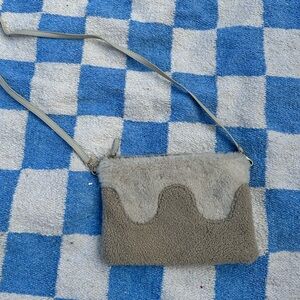 Primecut real shearling wave purse